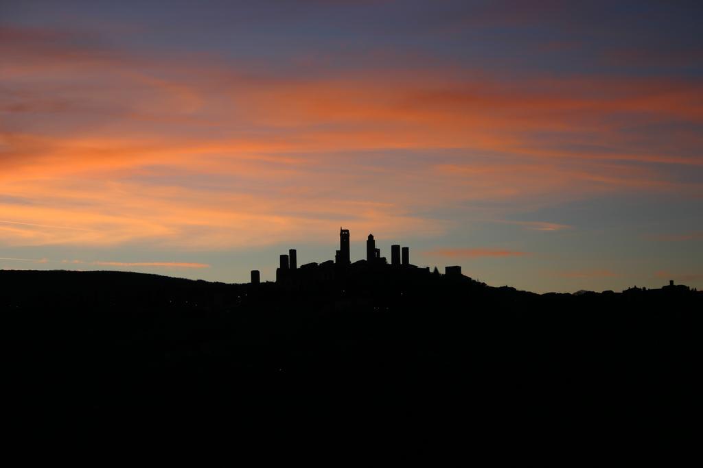 Agriturismo Torre Prima Holidays San Gimignano Exterior foto